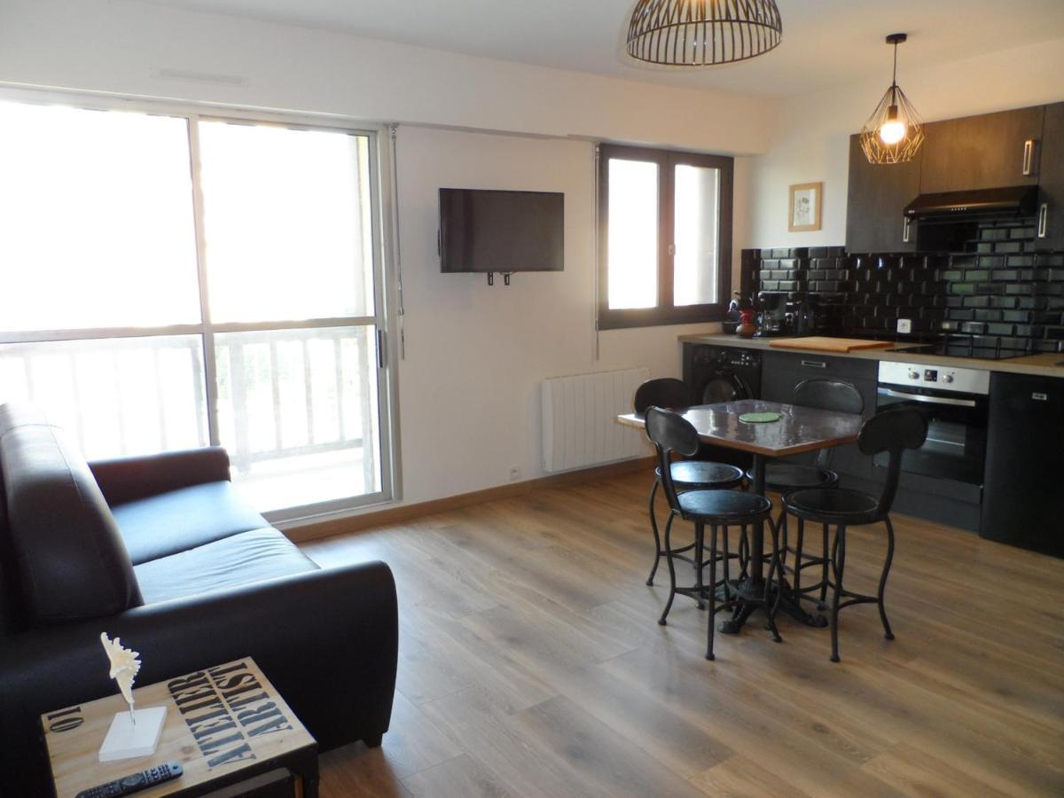 Appartement Confortable 2P Proche Plage Avec Parking Et Internet A Cabourg - Fr-1-487-302 Bagian luar foto