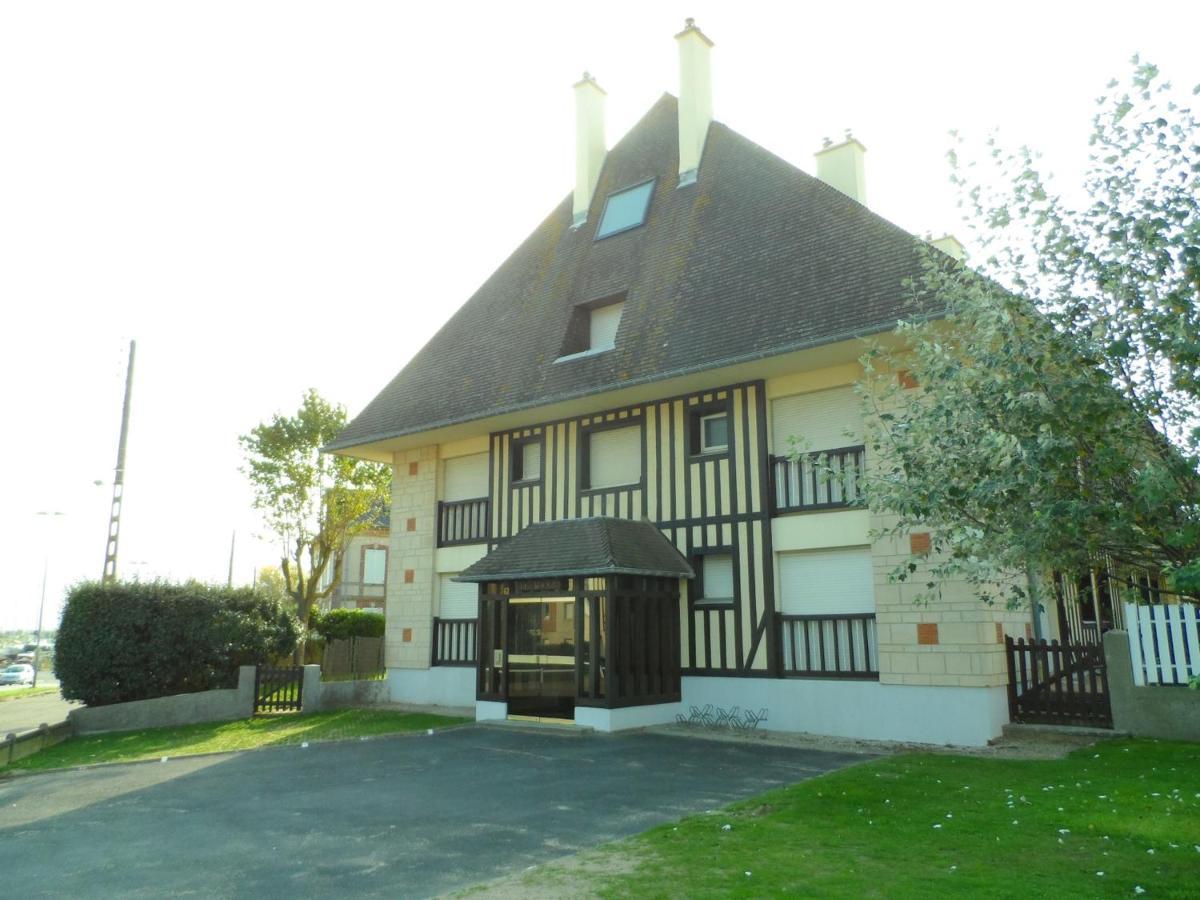 Appartement Confortable 2P Proche Plage Avec Parking Et Internet A Cabourg - Fr-1-487-302 Bagian luar foto